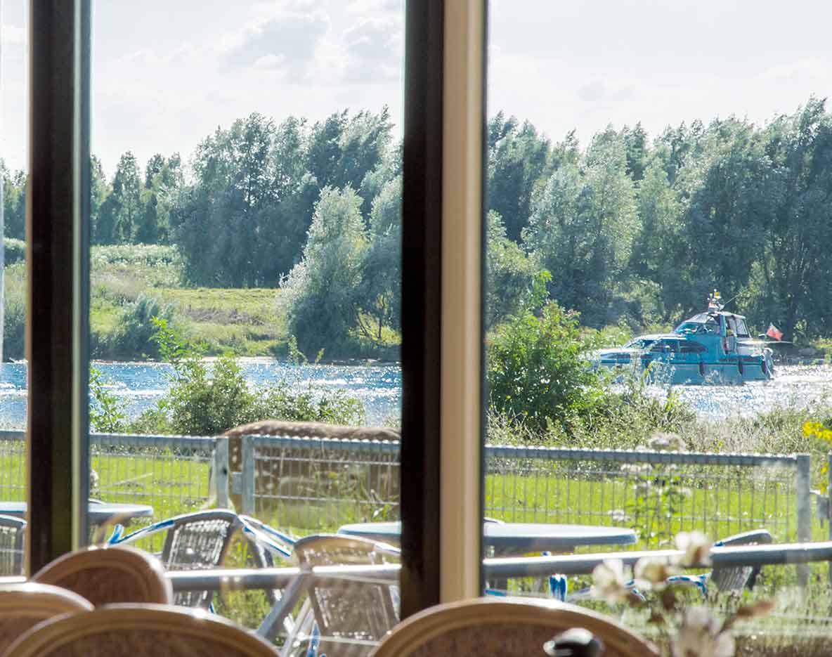 Restaurant de Blaauwe Kamer, natuur, uitzicht, de blauwe kamer, natuurgebied, dineren, lunchen, naast de blaauwe arena