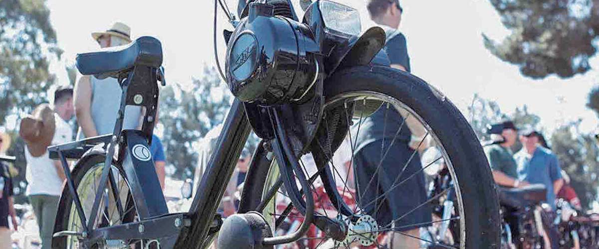 Solex tour de blaauwe arena wageningen vrijgezellenfeest, bedrijfsuitje